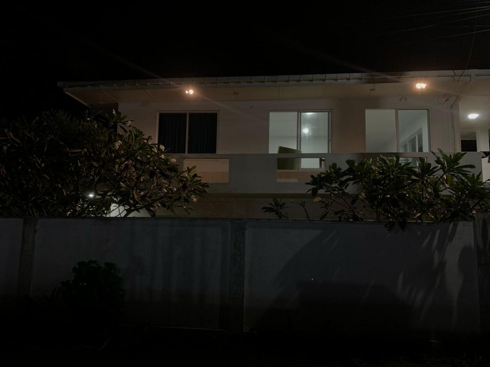 אמבלנגודה Ayu Hostel מראה חיצוני תמונה